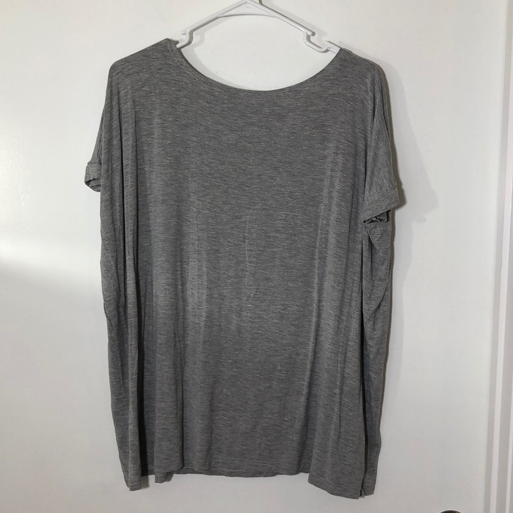 Piko 1988 soft gray stretchy loose top size M